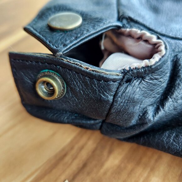 Los Angeles Kings NHL Vintage Leather Starter Jacket - Picture 15 of 16